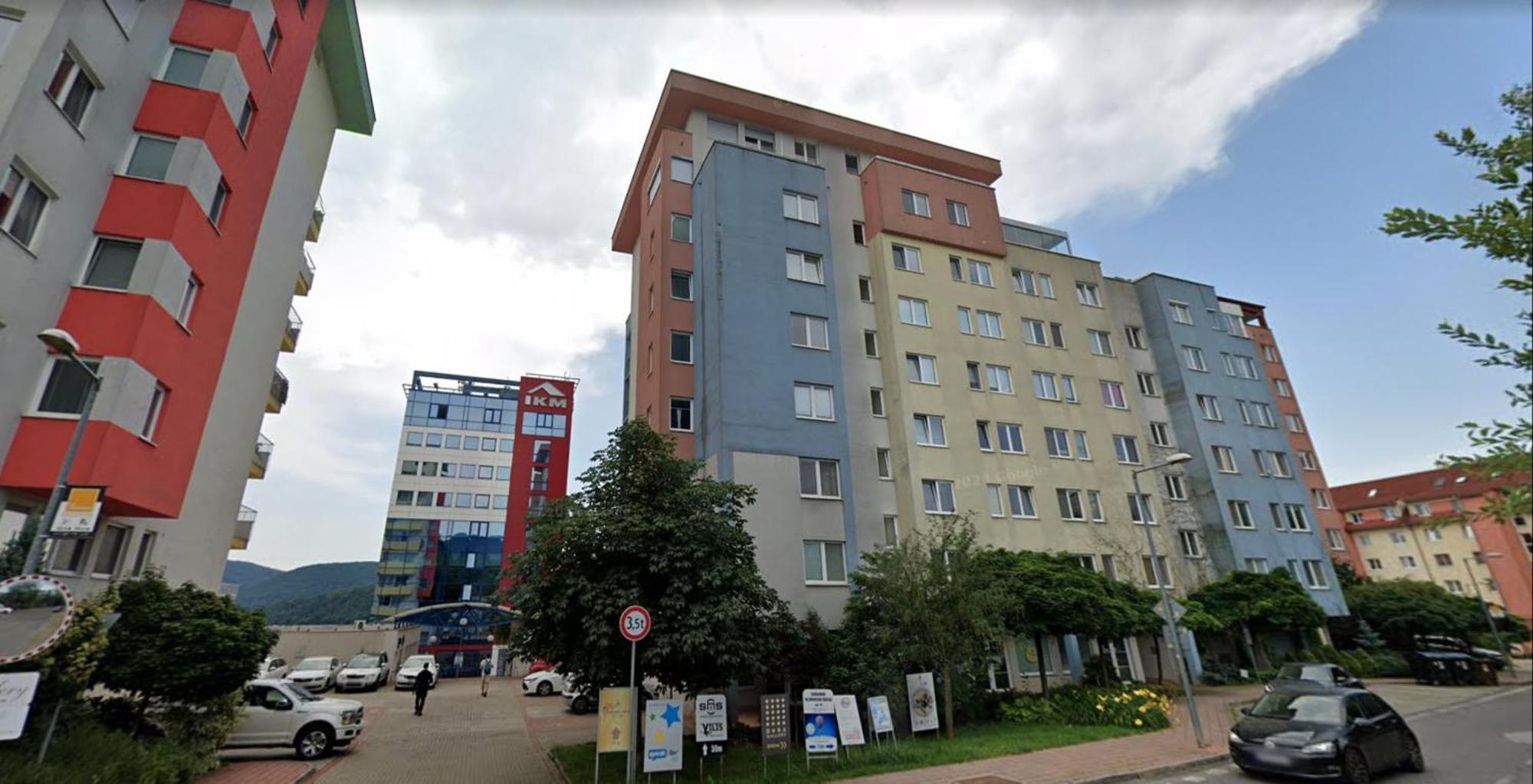 Alure Residences 3 & 24H Self Check-In, Parking In The Garage In The Apartment Building Included, New Building, Terrace, Green Location With A Forest Park With A Lake, Children'S Playground Banská Bystrica Exterior foto